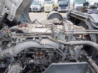 ISUZU Giga Trailer Head QKG-EXD52AD 2016 332,500km_12
