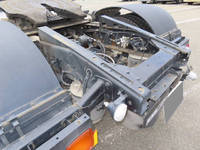 ISUZU Giga Trailer Head QKG-EXD52AD 2016 332,500km_8