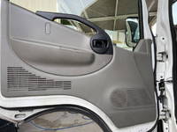 NISSAN Atlas Flat Body SKG-TZ2F24 2017 153,010km_29