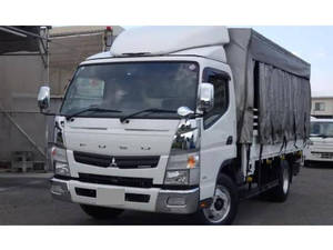 Canter Truck with Accordion Door_1