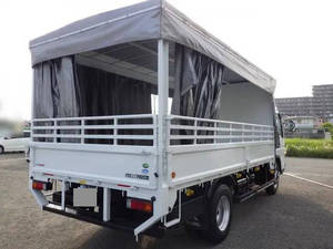 Canter Truck with Accordion Door_2