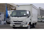 Dyna Truck with Accordion Door