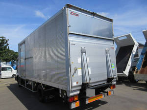 Forward Aluminum Van_2