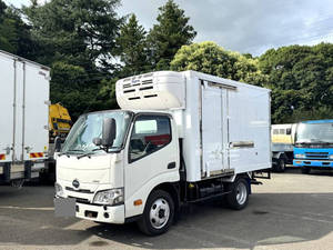 Dutro Refrigerator & Freezer Truck_1