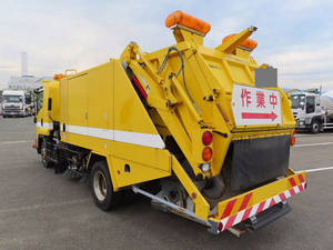 Forward Road maintenance vehicle_2