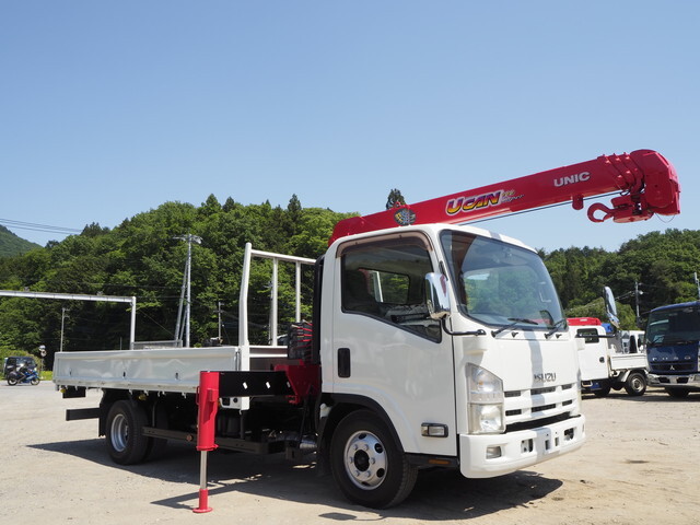 Elf Truck (With 4 Steps Of Cranes)_1