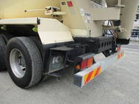 ISUZU Giga Mixer Truck QKG-CXZ77AT 2015 235,000km_13
