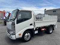 HINO Dutro Flat Body 2RG-XZU605M 2020 132,000km_3