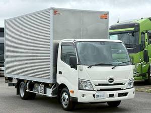 Dutro Aluminum Van_2