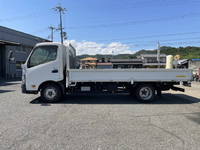 HINO Dutro Flat Body TPG-XZC710M 2018 61,354km_5