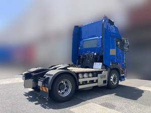 Profia Trailer Head_2