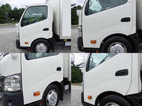 TOYOTA Dyna Panel Van TKG-XZU710 2018 194,000km_7