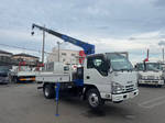 Elf Truck (With 4 Steps Of Cranes)