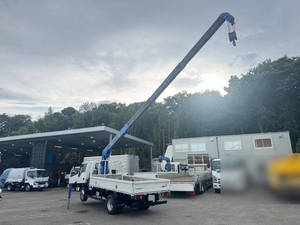 Elf Truck (With 4 Steps Of Cranes)_2