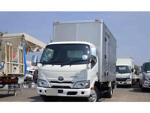 Dyna Aluminum Van_1