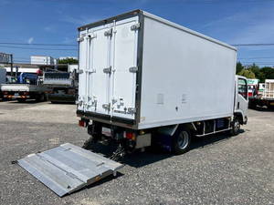 Elf Refrigerator & Freezer Truck_2