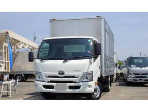 Dyna Aluminum Van_1