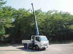 Dutro Truck (With 3 Steps Of Cranes)