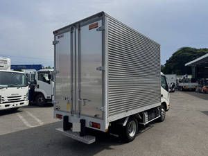 Dutro Aluminum Van_2