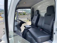 ISUZU Elf Aluminum Van TPG-NLR85AN 2018 74,200km_32