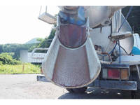 ISUZU Elf Mixer Truck BKG-NKR85N 2010 107,797km_15