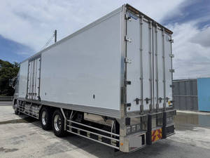 Profia Refrigerator & Freezer Truck_2