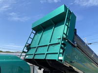 ISUZU Giga Dump QPG-CXZ77BT 2016 518,000km_11