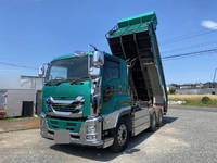 ISUZU Giga Dump QPG-CXZ77BT 2016 518,000km_1