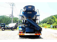 ISUZU Giga Mixer Truck QKG-CXM77AT 2014 177,700km_4
