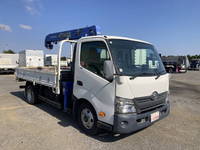 TOYOTA Dyna Truck (With 4 Steps Of Cranes) TKG-XZU710 2015 82,000km_3