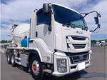 Giga Mixer Truck
