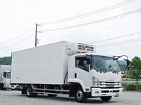 ISUZU Forward Refrigerator & Freezer Truck TKG-FRR90S2 2015 528,000km_1