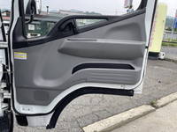 MITSUBISHI FUSO Canter Flat Body 2RG-FEAV0 2023 1,381km_26