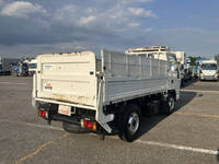 ISUZU Elf Flat Body PB-NKR81A 2006 132,661km_2