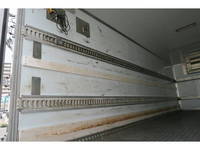 ISUZU Forward Refrigerator & Freezer Truck SKG-FRR90T2 2012 676,845km_10