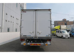 Forward Refrigerator & Freezer Truck_2