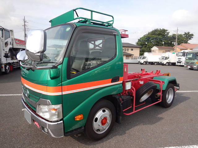 HINO Dutro Container Carrier Truck TKG-XZU605M 2014 163,000km