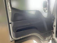 MITSUBISHI FUSO Canter Guts Flat Body TPG-FBA00 2013 172,925km_24