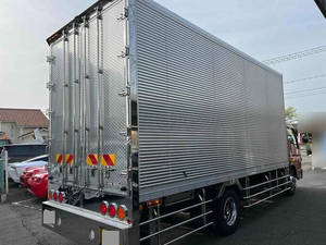 Canter Aluminum Van_2