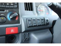ISUZU Elf Panel Van TPG-NHR85AN 2017 53,000km_31