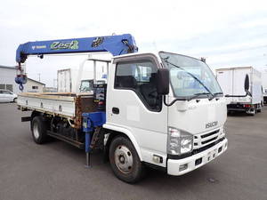 Elf Truck (With 4 Steps Of Cranes)_1