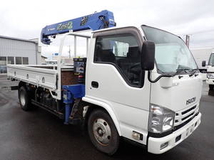Elf Truck (With 4 Steps Of Cranes)_1