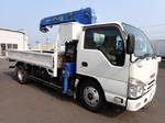 Elf Truck (With 4 Steps Of Cranes)