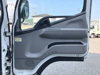 MITSUBISHI FUSO Canter Flat Body 2RG-FEAV0 2023 1,974km_29