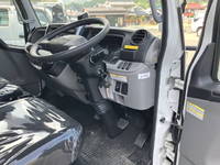MITSUBISHI FUSO Canter Flat Body 2RG-FEAV0 2023 1,974km_33