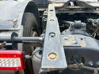 UD TRUCKS Quon Trailer Head QPG-GK5XAB 2016 586,000km_11