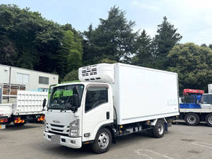 Elf Refrigerator & Freezer Truck_1