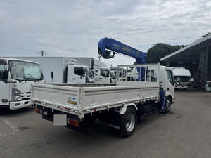 Dutro Truck (With 4 Steps Of Cranes)_2