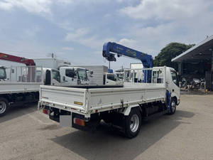 Dutro Truck (With 3 Steps Of Cranes)_2