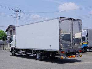 Forward Refrigerator & Freezer Truck_2
